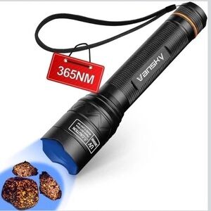 Vansky X7 Pro 365Nm UV Light Blacklight Flashlights: LED Black Light Flashlite